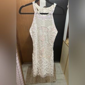 Windsor white sequin dress 
Size: small